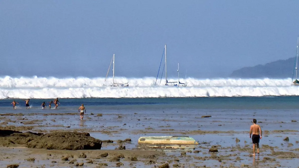 Do 30 let prý Evropu stoprocentně zasáhne tsunami. Jak se na ni připravit?