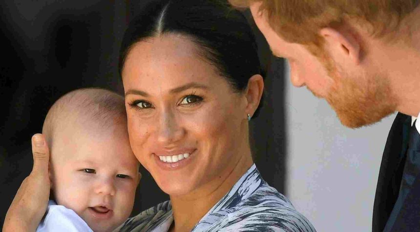 Důkaz? Meghan prý není matkou syna Archieho. Jak to tedy je?