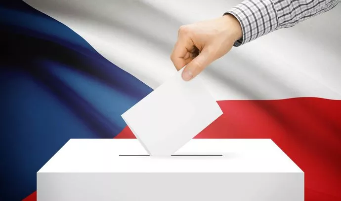 Na čem by mohl Petr Pavel v druhém kole pohořet?