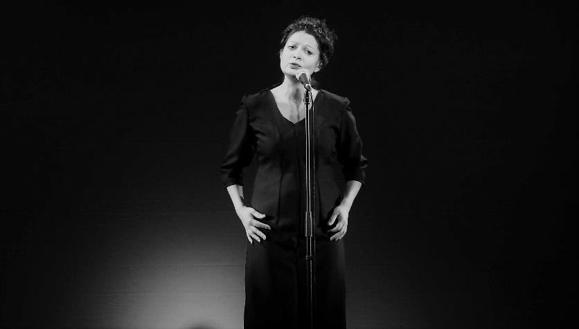 Édith Piaf: slepota a zvláštní vztah s babičkou. Jaký měla život?