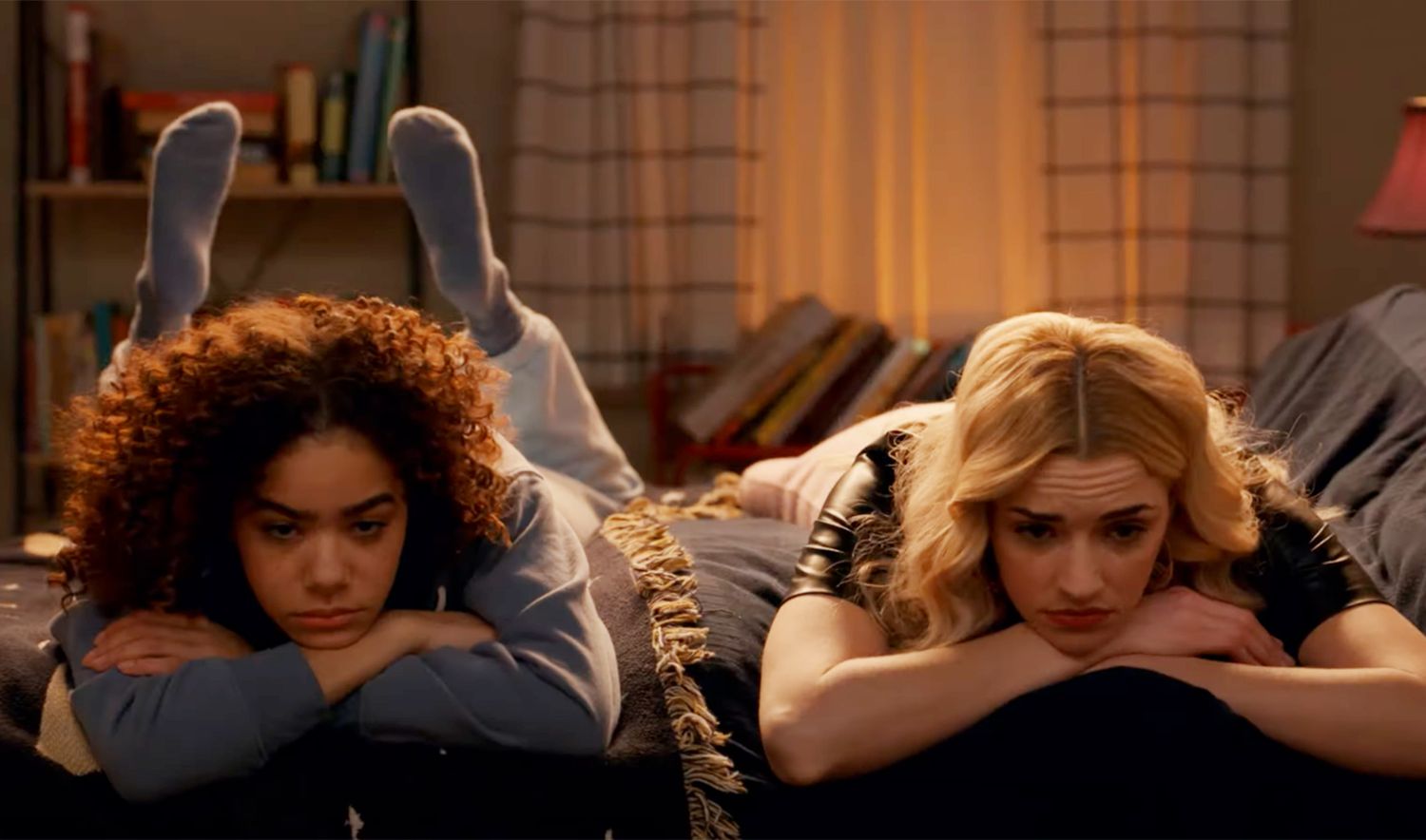 Druhá série Ginny and Georgia je na Netflixu! Proč se na ni podívat?