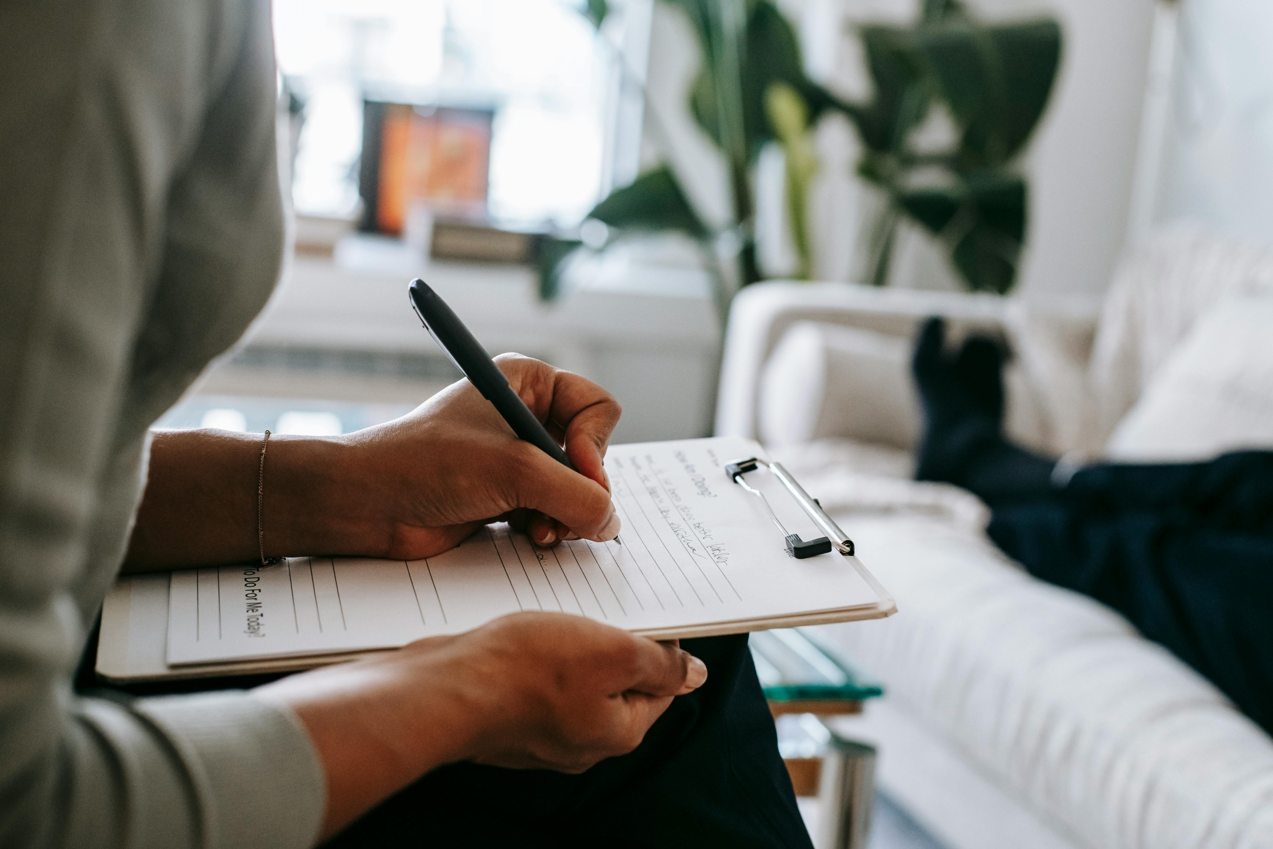 Psychologie odkládání. Proč děláme věci na poslední chvíli – a jak to změnit jednou provždy?