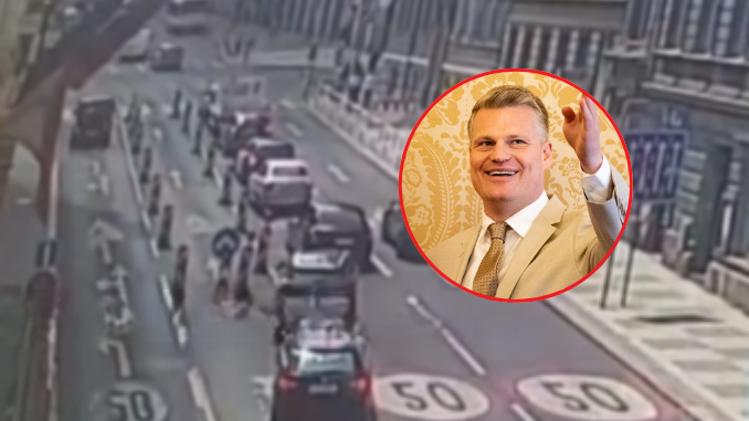 Zvrat ohledně nehody. Turek projel před srážkou odbočovacím pruhem.