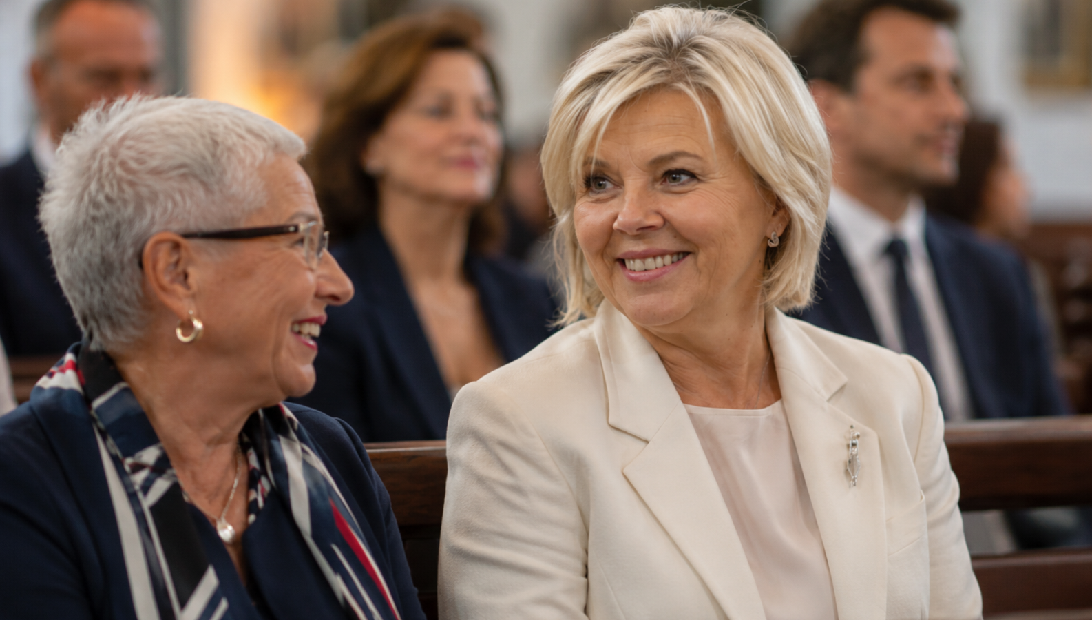 Eva Pavlová sklízela jednu pochvalu za druhou. Pak lidé spatřili ženu vedle ní a strhla se kritika.